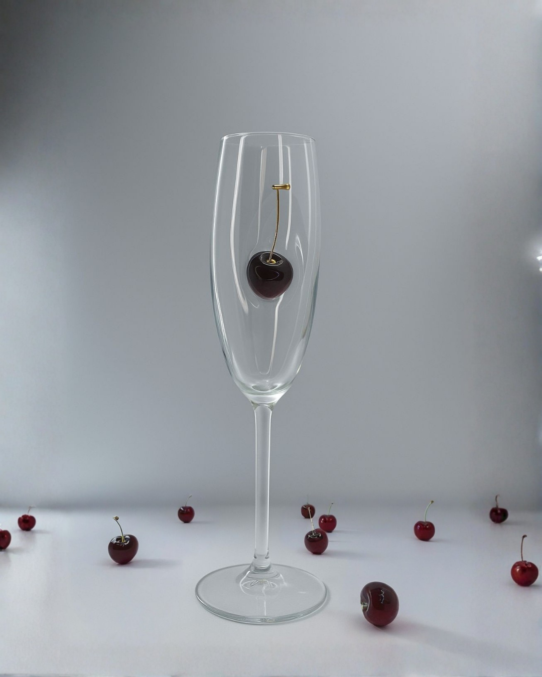 🍒 Kiraz Detaylı Beyaz Şarap Bardağı