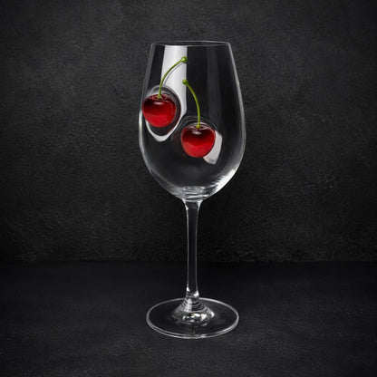 🍒 Kiraz Detaylı Şarap Bardağı – Clarivo İmzası