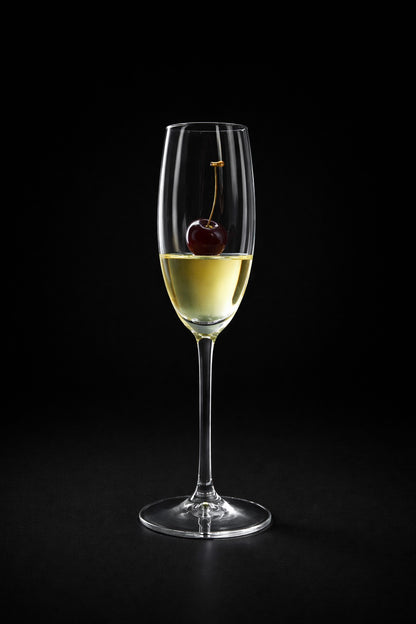 🍒 Kiraz Detaylı Şarap Bardağı – Clarivo 🍷 (EN ÇOK SATAN)